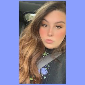 Meet your Posher, Samantha